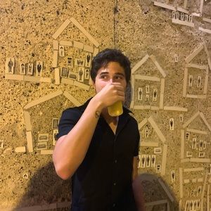 Meet your Posher, Andres